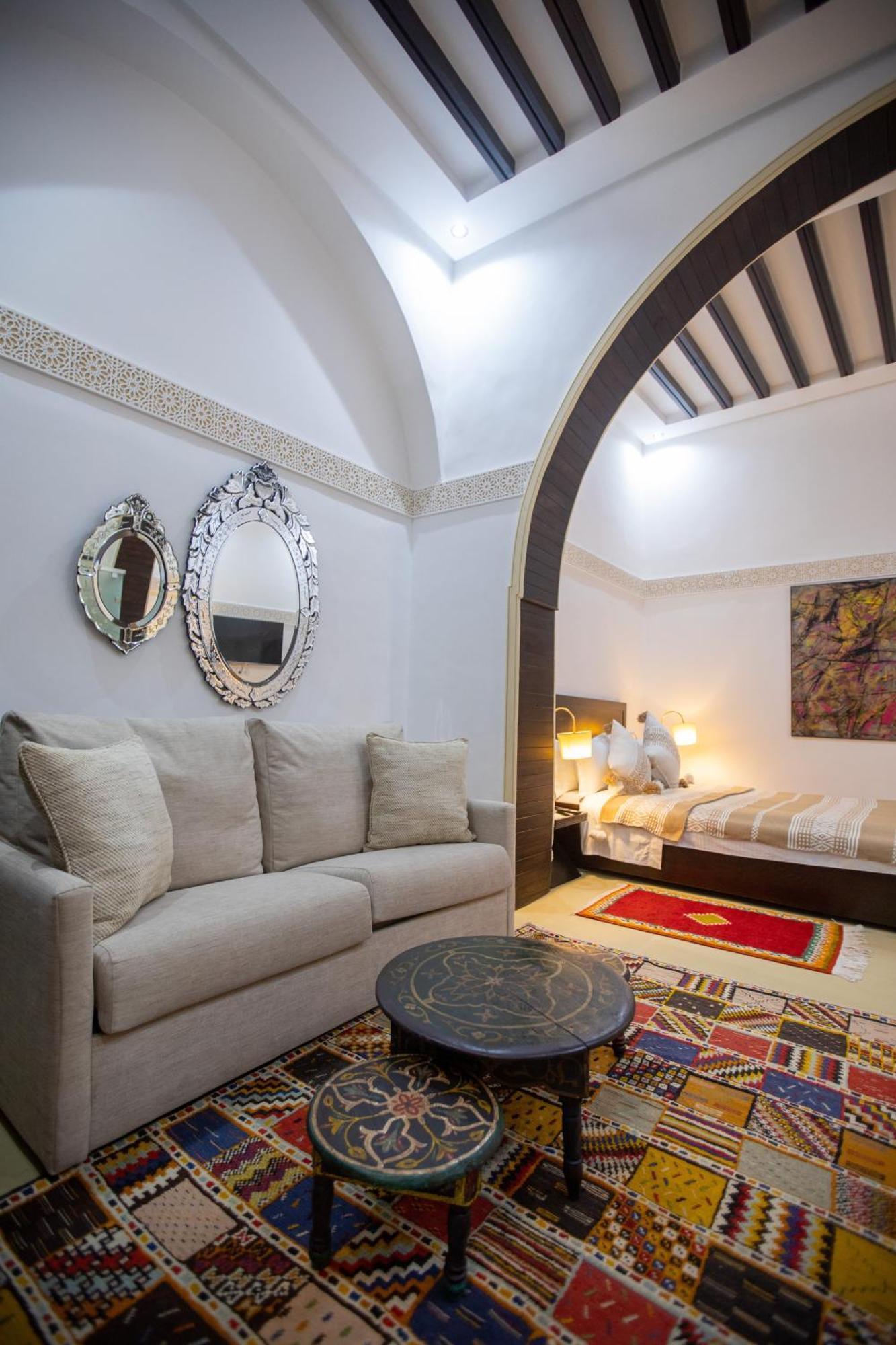 Dar Lalzohra Bed & Breakfast *
