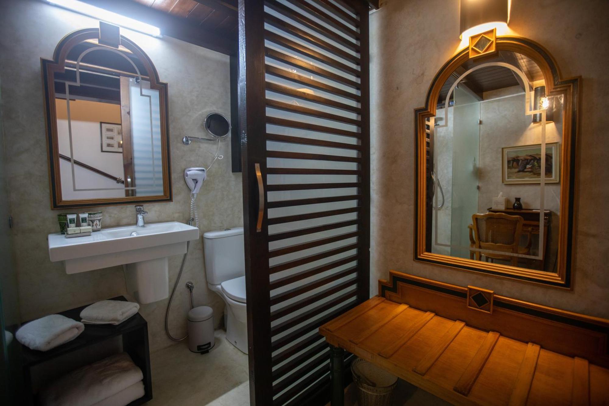 Dar Lalzohra Bed & Breakfast *
