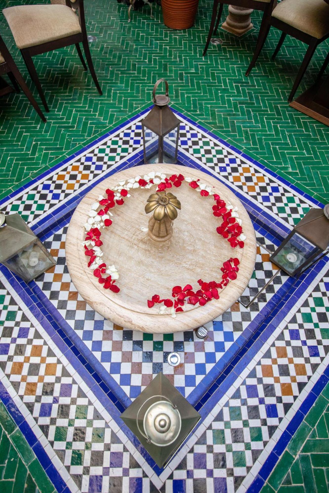 Dar Lalzohra Bed & Breakfast *