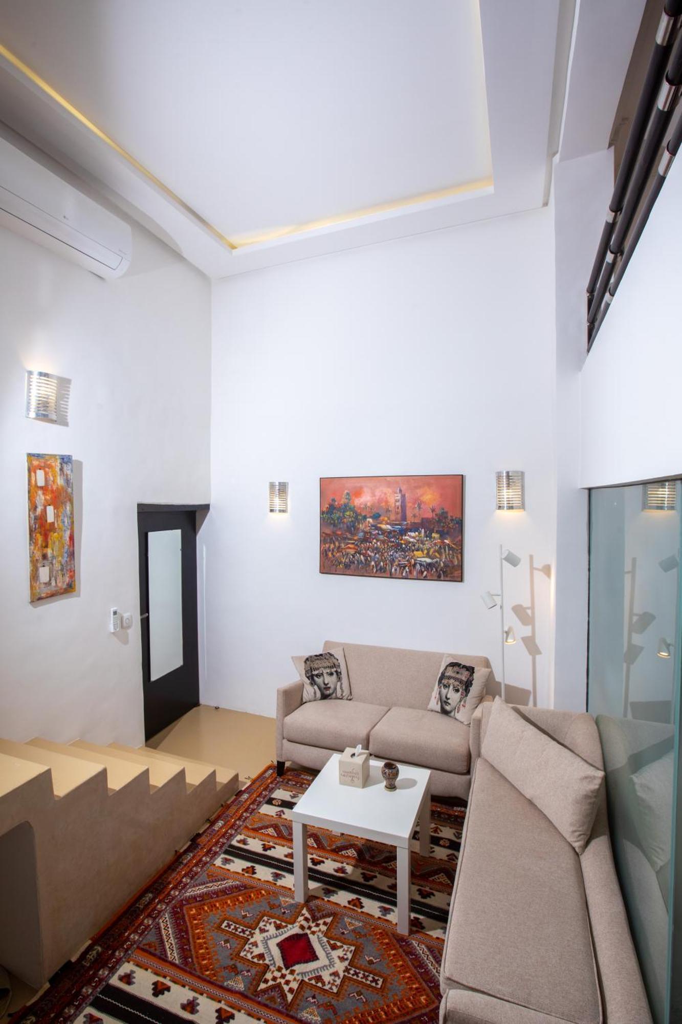 Dar Lalzohra Bed & Breakfast *